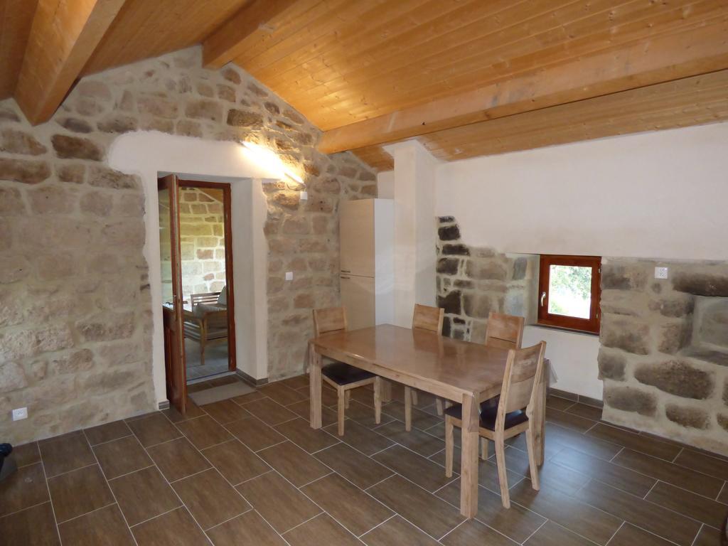 Holiday home Hameau De Gratte *